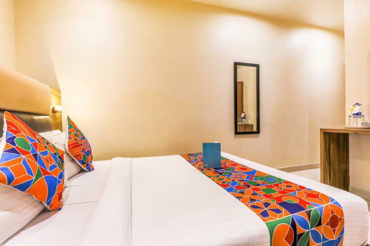 Hotel Fabexpress Liwa International Andheri East Bombaj Exteriér fotografie
